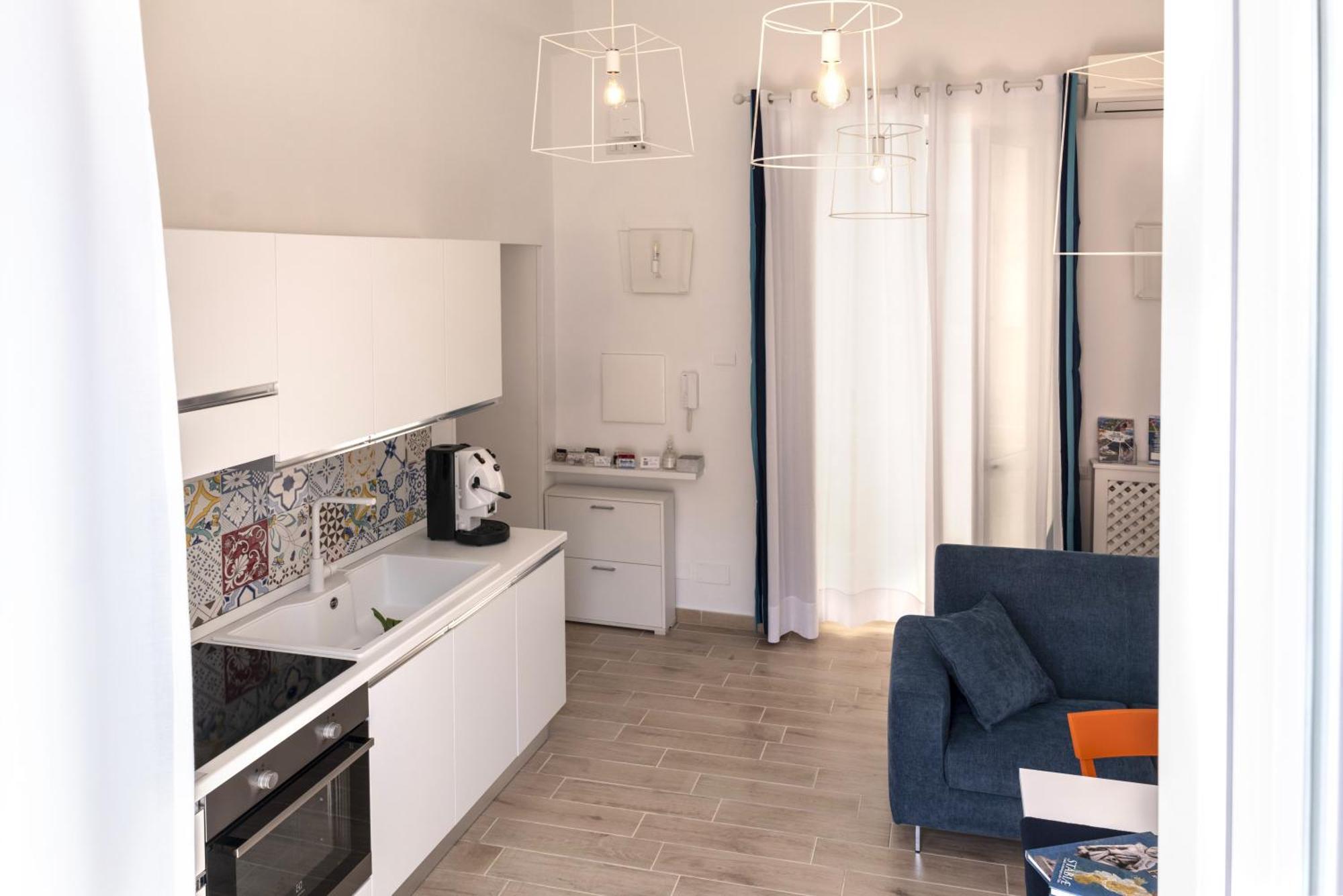 Mya Home Luxury Apartments كاستيلاّماري دي ستا المظهر الخارجي الصورة