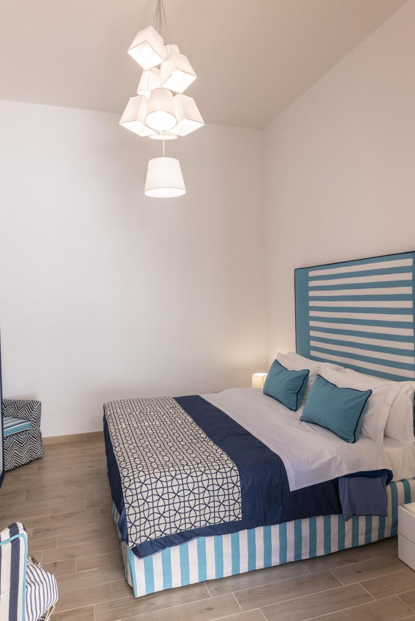 Mya Home Luxury Apartments كاستيلاّماري دي ستا المظهر الخارجي الصورة