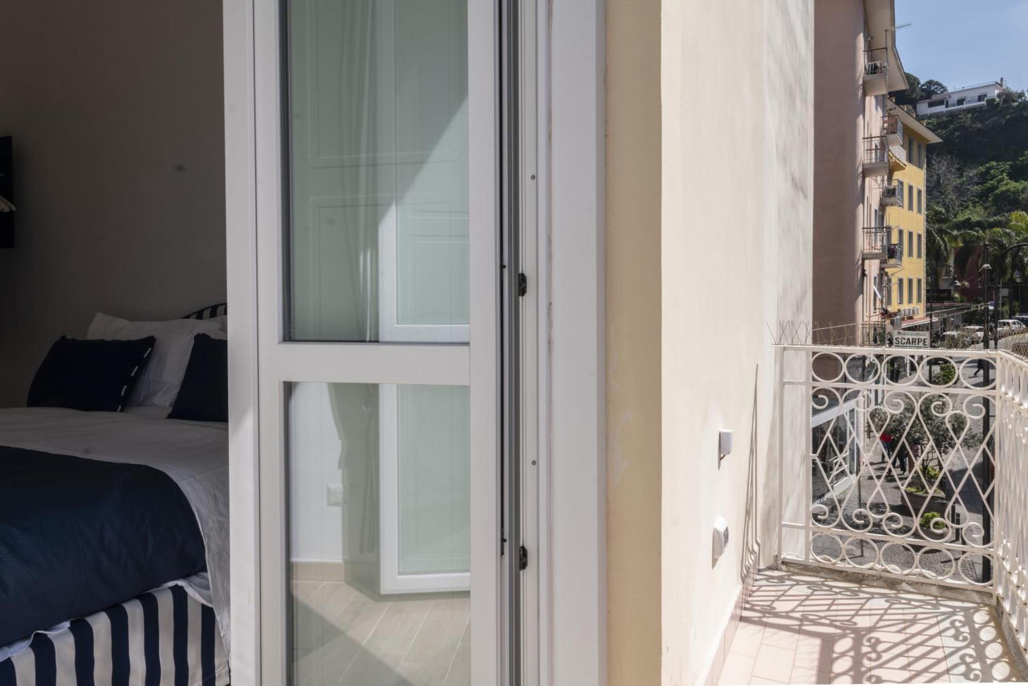 Mya Home Luxury Apartments كاستيلاّماري دي ستا المظهر الخارجي الصورة